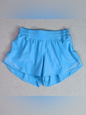 Lululemon Light Blue Run Shorts Size 6 Athletic Lightweight Activewear